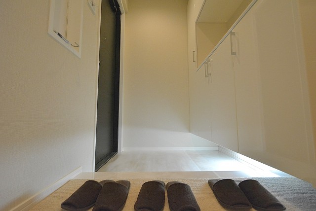 クレール桜新町 玄関