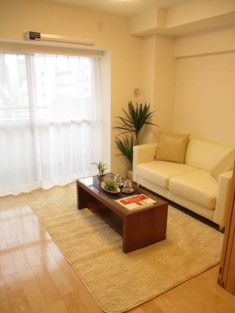 ハイホーム本陣 洋室１ (2)