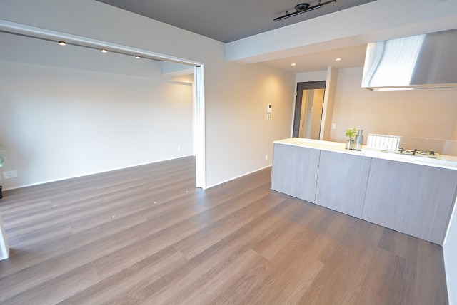 豊栄平町マンション LDK