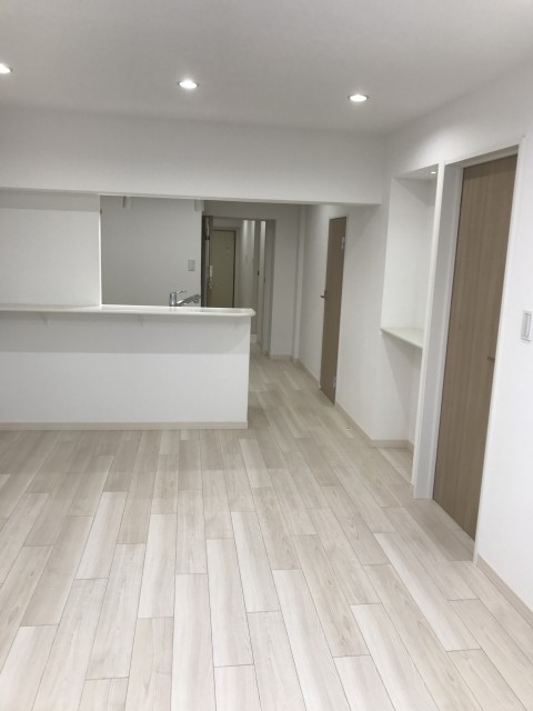 馬事公苑前ハイム リビング