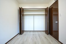 マイキャッスル中目黒Ⅲ 洋室2