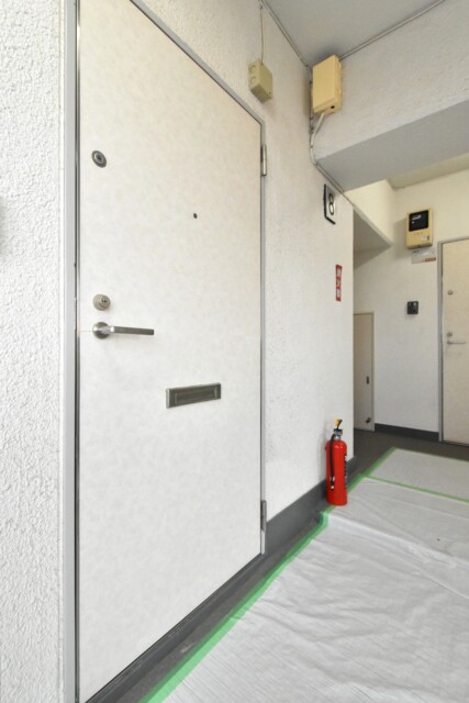 クレール東山 玄関