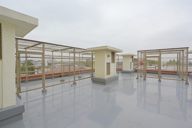 ライオンズマンション桜上水 4階洗濯干しコーナー