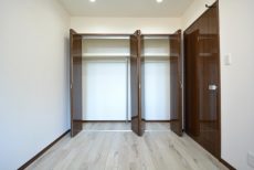 マイキャッスル中目黒Ⅲ 洋室2