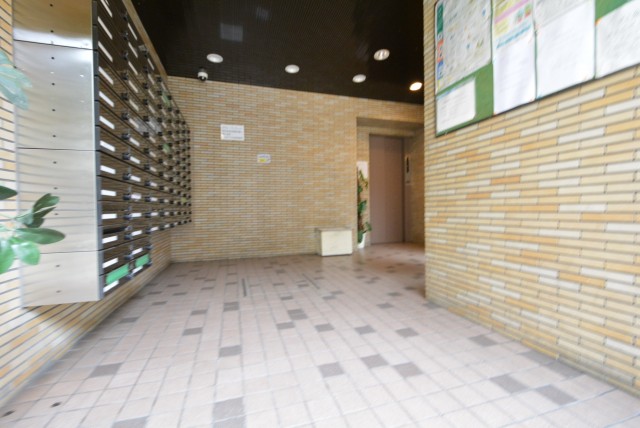 日神プラザ中目黒　エントランス