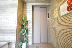 日神プラザ中目黒　エレベーター