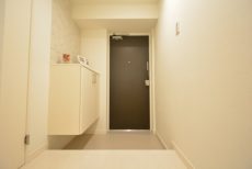 日神プラザ中目黒　玄関