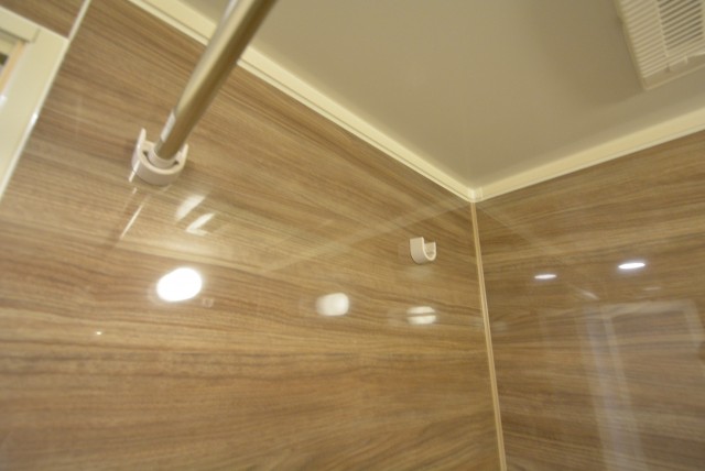 秀和桜丘レジデンス　物干し竿