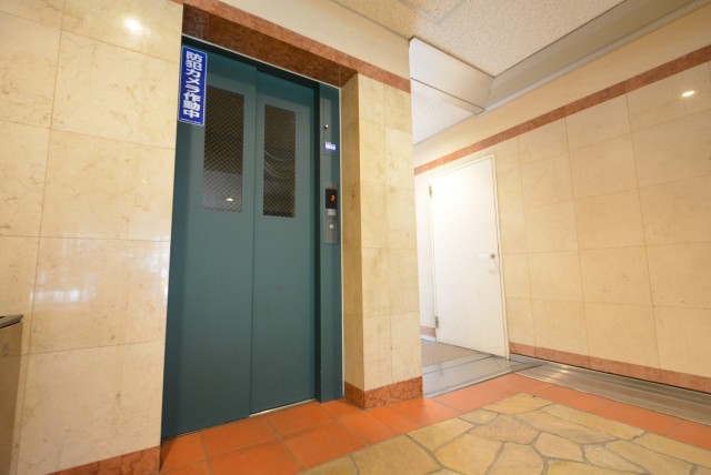 マイキャッスル中目黒Ⅲ　エレベーター