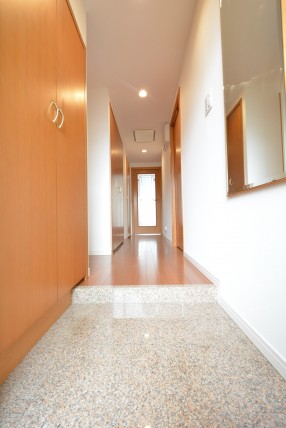 マイキャッスル中目黒Ⅲ　玄関