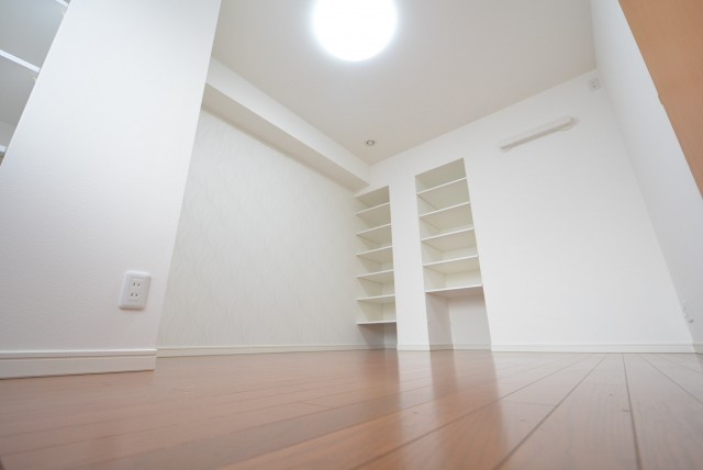 マイキャッスル中目黒Ⅲ　サービスルーム