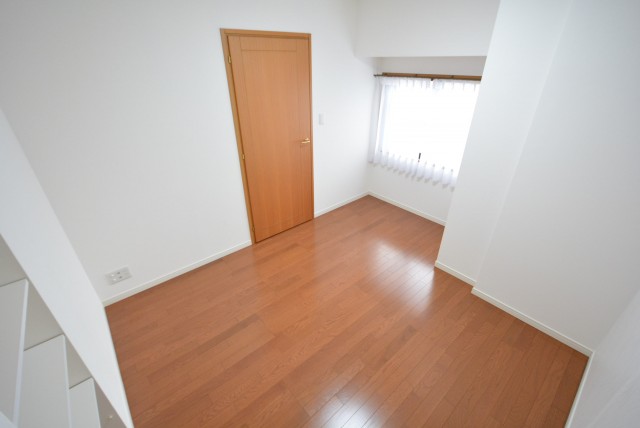 マイキャッスル中目黒Ⅲ　サービスルーム