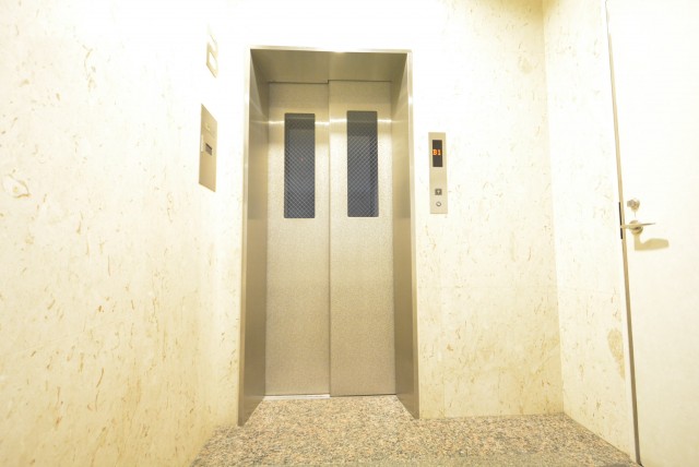 ファミールヒルズ目黒東山　エレベーター