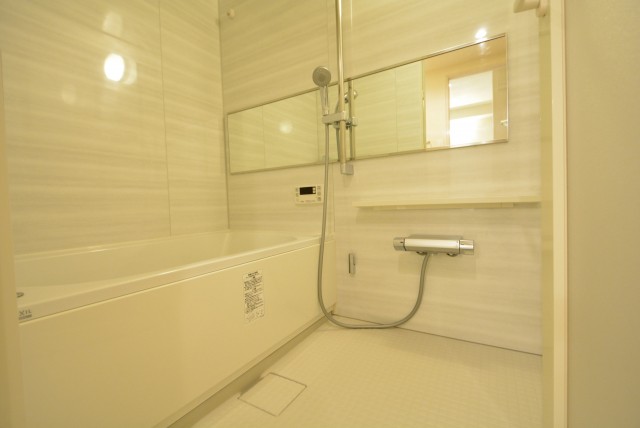 ファミールヒルズ目黒東山　バスルーム