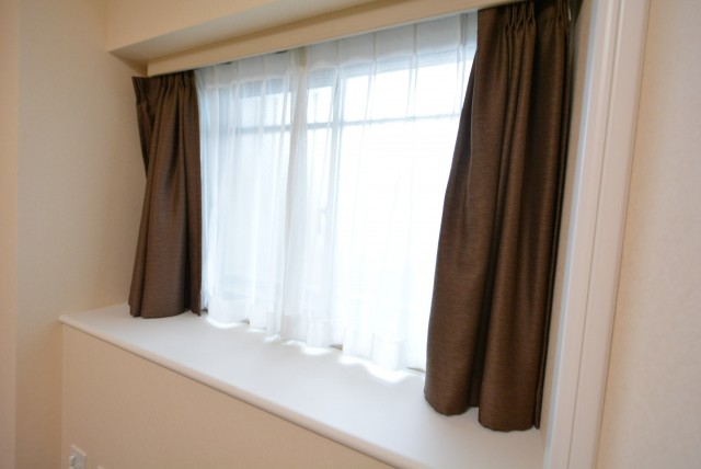 ファミールヒルズ目黒東山　出窓