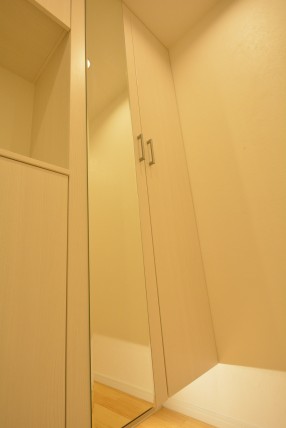 クレール東山　全身鏡