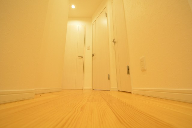 クレール東山　廊下