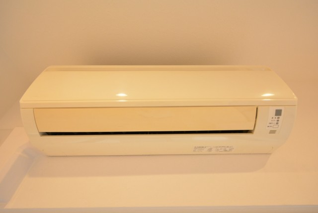 クレール東山　エアコン