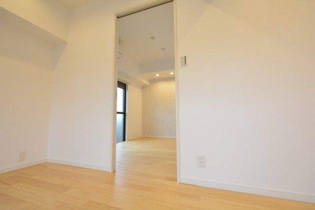 クレール東山　扉