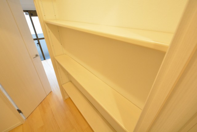 クレール東山　収納