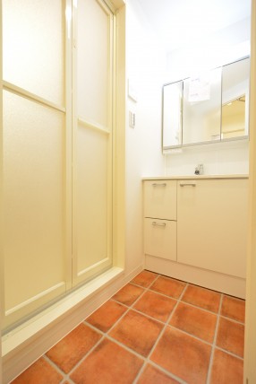 クレール東山　サニタリールーム