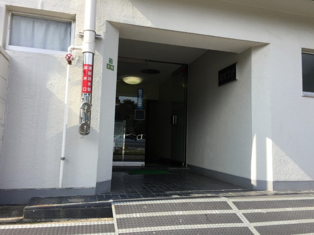 経堂コンド　入口