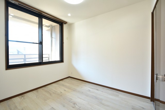 マイキャッスル中目黒Ⅲ 洋室2