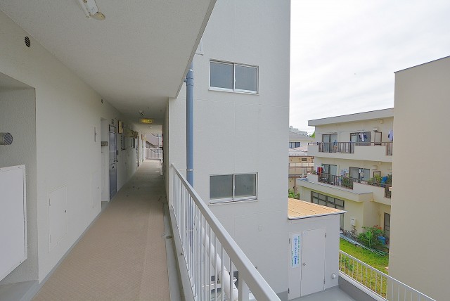 経堂コンド 外廊下