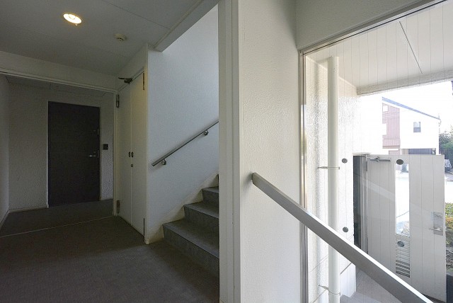 クレール桜新町207 エントランス (1)