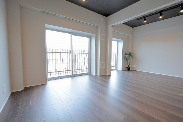 豊栄平町マンション LDK