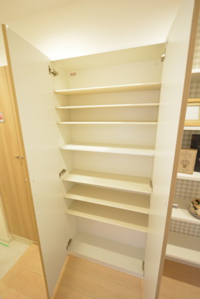 桜丘フラワーホーム 玄関