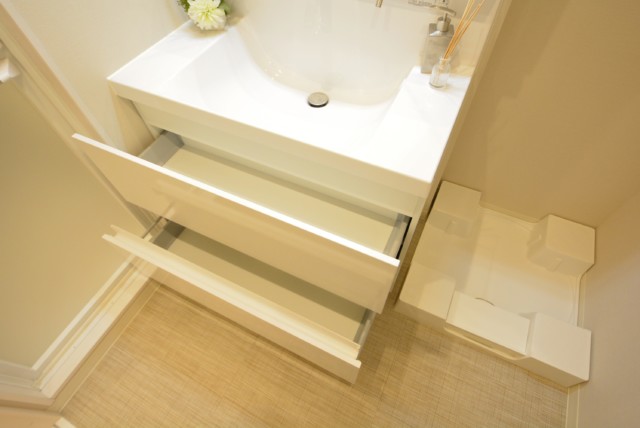 日商岩井第二自由が丘マンション 洗面室