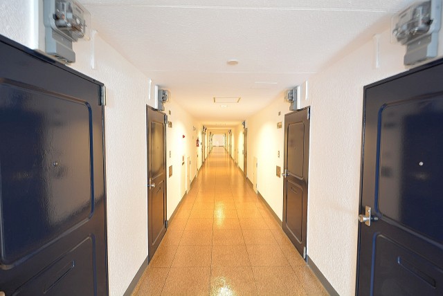 秀和恵比寿レジデンス 玄関