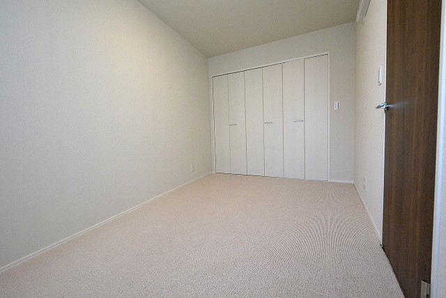 クレール桜新町 洋室1