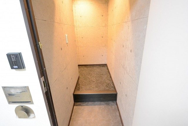 秀和東荻窪レジデンス 玄関