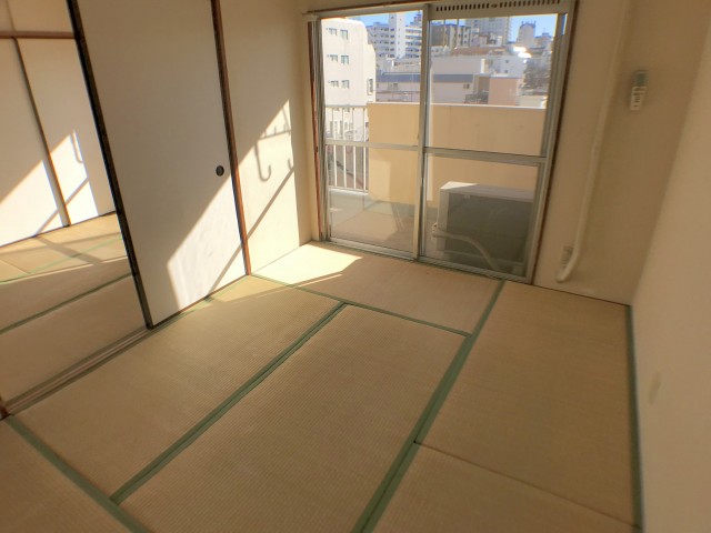 東建柏木マンション 和室①