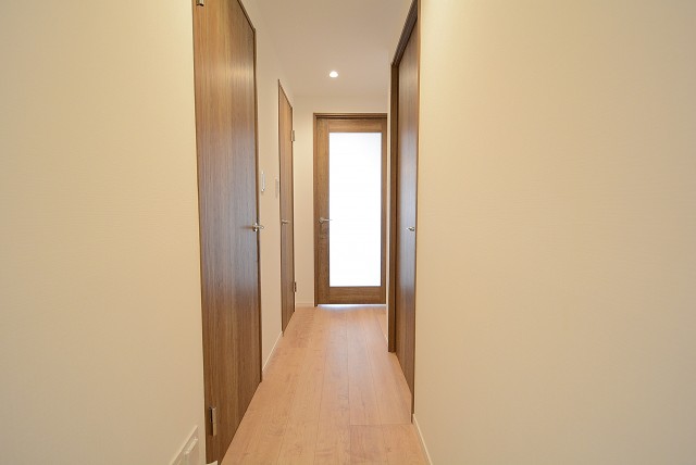 エンゼルハイム馬事公苑 廊下