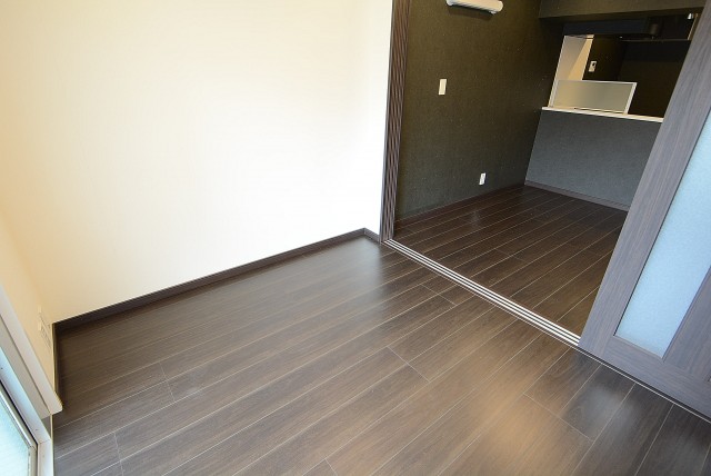 秀和東荻窪レジデンス (10)ダイニング～洋室