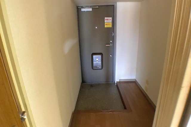 東建柏木マンション 玄関