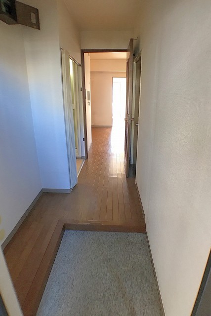 東建柏木マンション 玄関