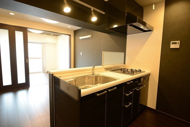 秀和東荻窪レジデンス (10)ダイニング～洋室