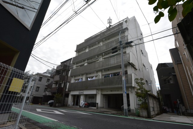 下馬マンション　外観