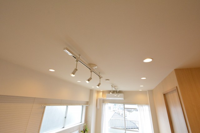リビングダイニングキッチン照明