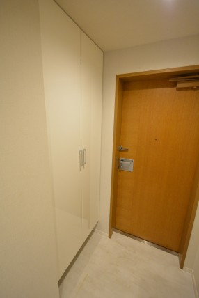 シューズボックス