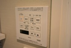 バスルーム換気乾燥機スイッチ