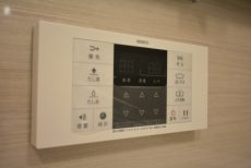 バスルームスイッチ