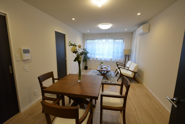 リビングダイニング