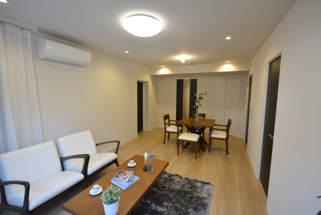 リビングダイニング