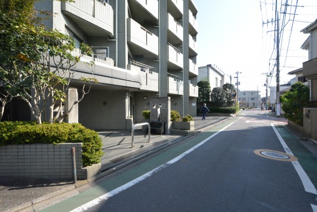 藤和千歳台ホームズ　前面道路