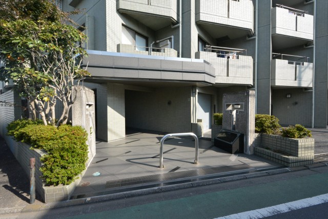 藤和千歳台ホームズ　エントランス